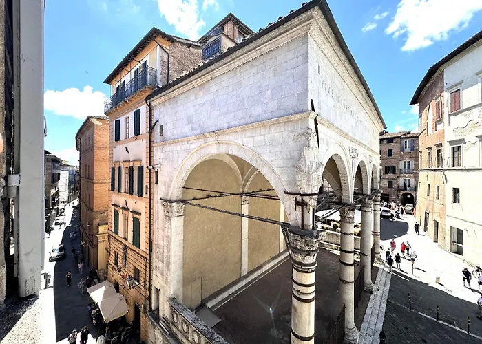 Le Logge - La Contessa * Siena