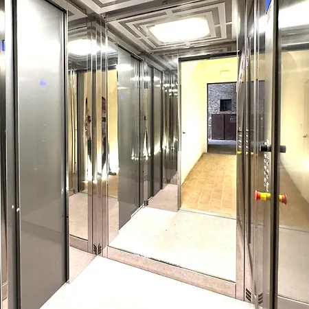 Le Logge - La Contessa *