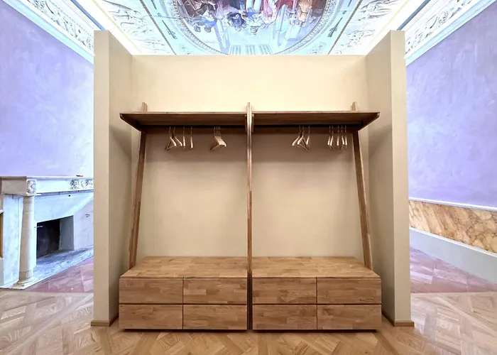 Le Logge - La Contessa *