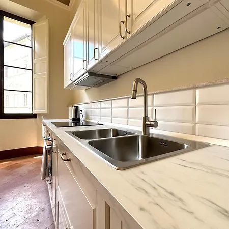 Le Logge - La Contessa * Siena